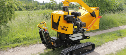 Výkonný štěpkovač na benzín s pásovým podvozkem LS 160 P Track